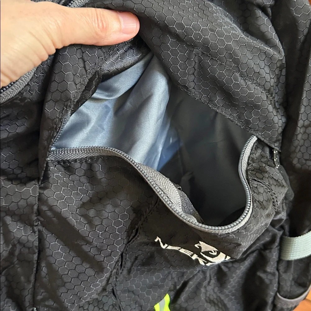 NEEKFOX Black Backpack with Gray Straps